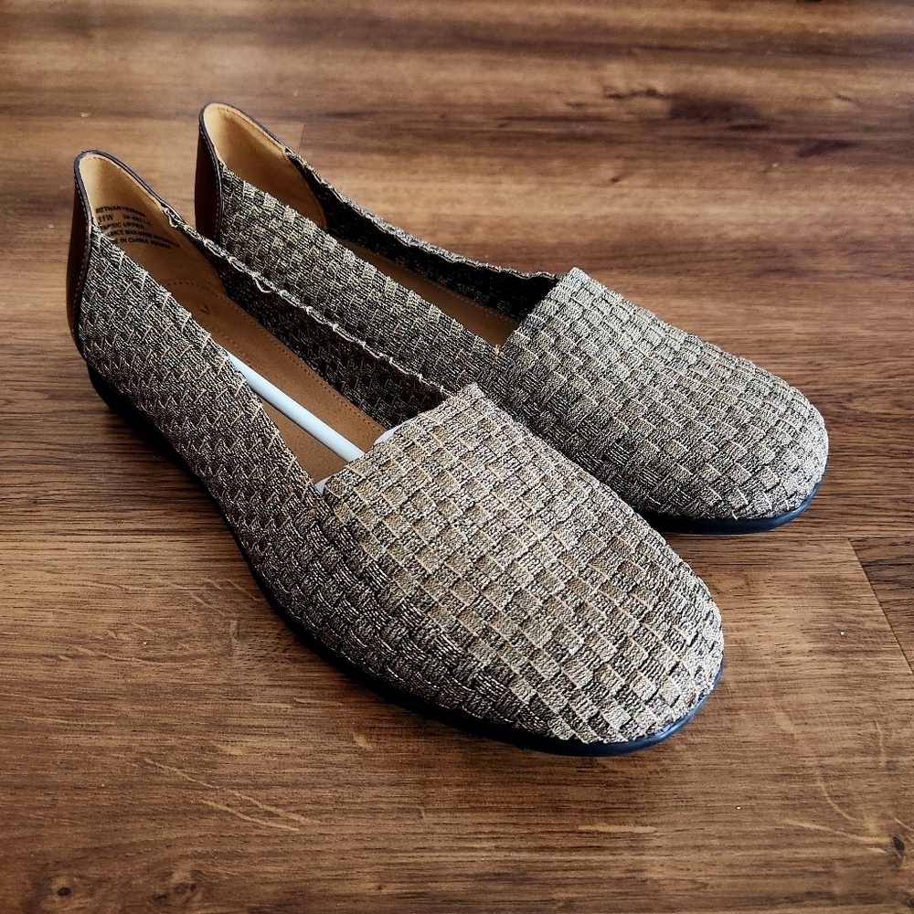Comfortview Women's The Bethany Slip On Flat